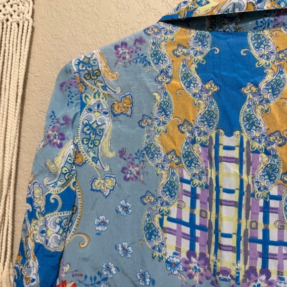 Soft Surroundings women sz M Blue and Tan Paisley Blouse tunic button down - Picture 7 of 11